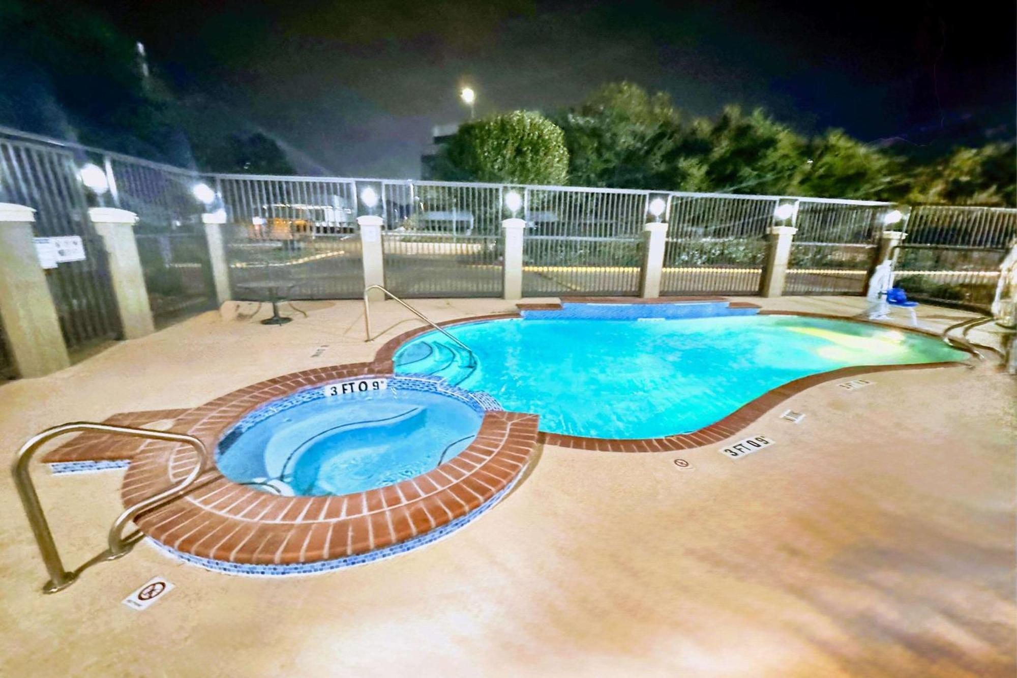 Comfort Suites Westchase Houston Energy Corridor Екстериор снимка